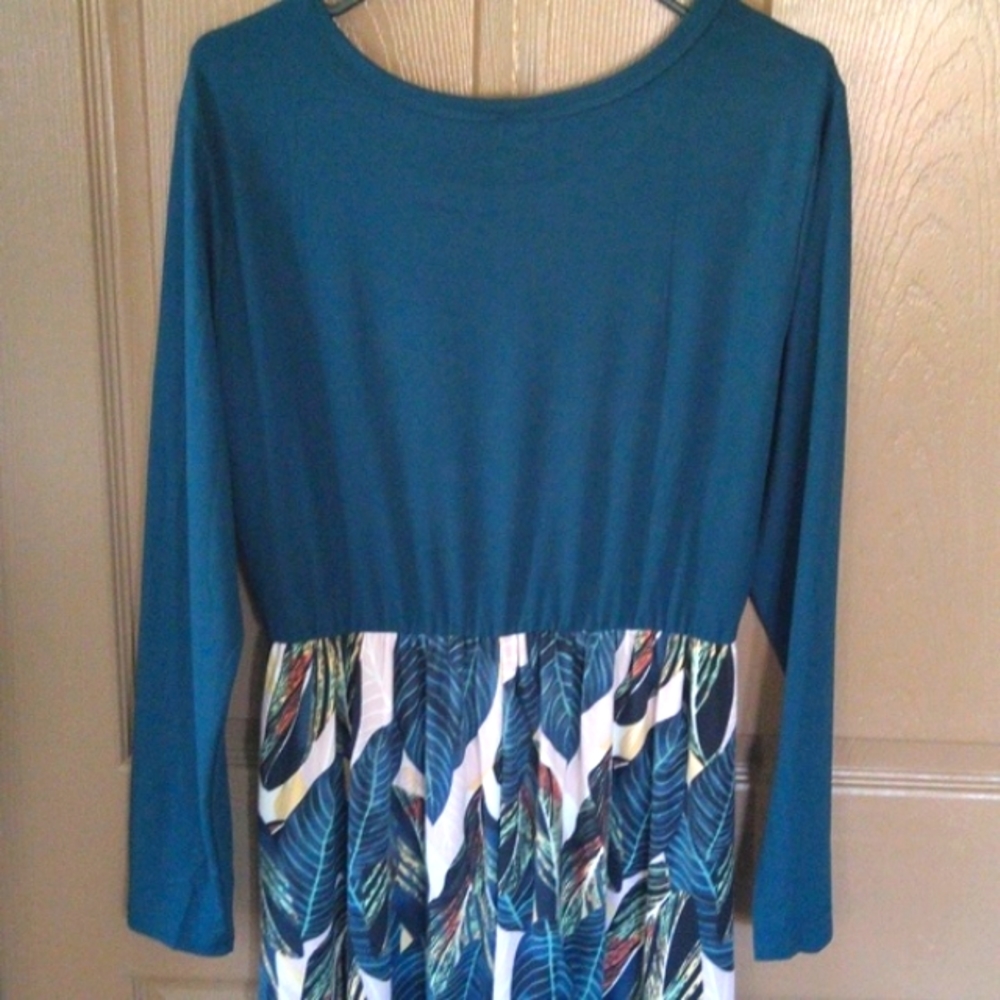 Teal and Leaf Print Maxi Dress